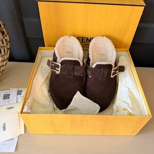 NEW IN BOX Fendi Feel FF Sabot Shearling Mules / Clogs | Saks